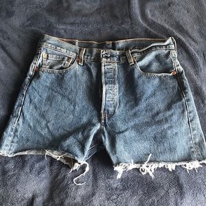 Levi’s- 501 Vintage Cut-offs